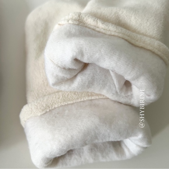 JACOB 2 Pairs Polar Fleece Lined Mittens, Red and Off-White - Picture 11 of 12